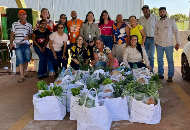 Gestantes-atendidas-pelos-CRAS-recebem-sacolas-com-alimentos-da-agricultura-familiar-1