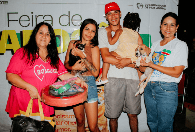 Feira-de-Adocao-de-Caes-e-Gatos-garante-novo-lar-para-38-animais-resgatados