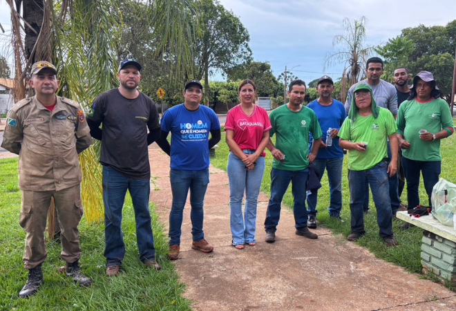 Forca-tarefa-garante-limpeza-de-imovel-e-elimina-foco-de-riscos-no-Centro-de-Bataguassu