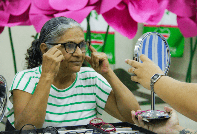 Mais-uma-etapa-do-Visao-para-Todos-leva-atendimento-e-entrega-de-oculos-a-populacao